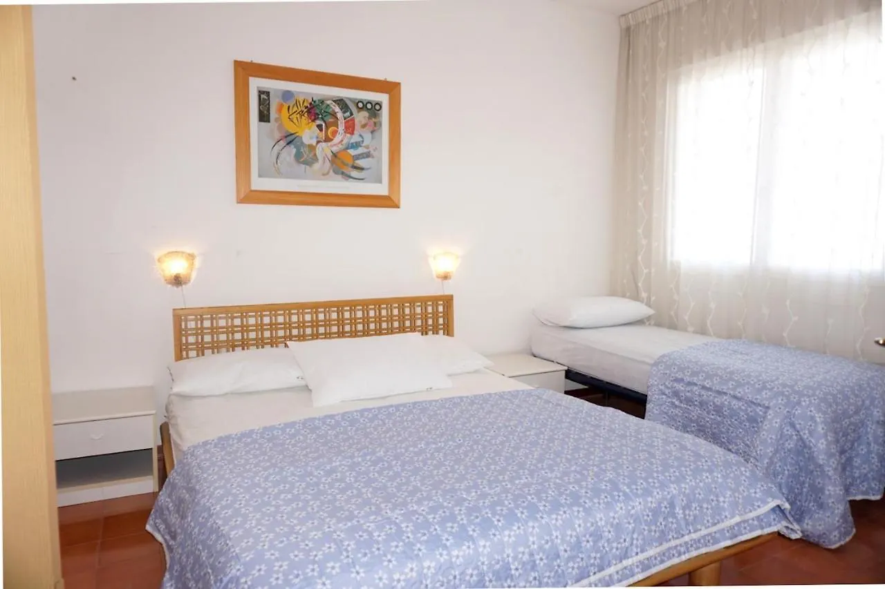 Lovely One Bedroom Flat In Porto Santa Margherita