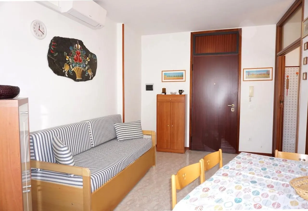 Apartment Lovely One Bedroom Flat In Porto Santa Margherita Italy