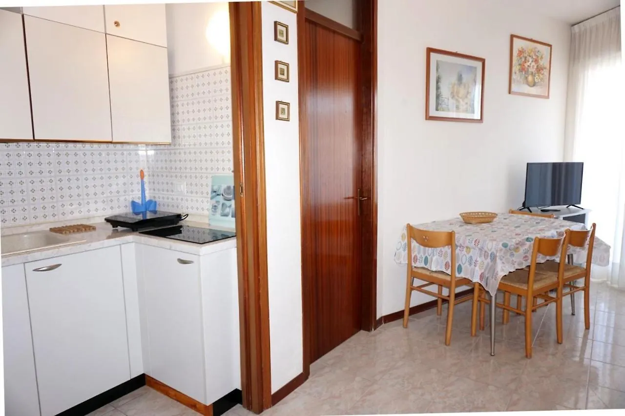 Lovely One Bedroom Flat In Porto Santa Margherita Apartment